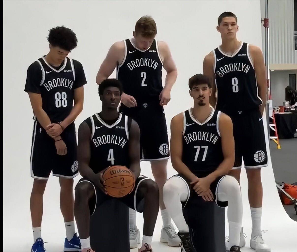 包含赛地聚焦:NBA常规赛转会期热度飙升,多伦多猛龙战术微调,媒体盛赞,球队文化再被提及的词条 包含赛地聚焦:NBA常规赛转会期热度飙升,多伦多猛龙战术微调,媒体盛赞,球队文化再被提及的词条