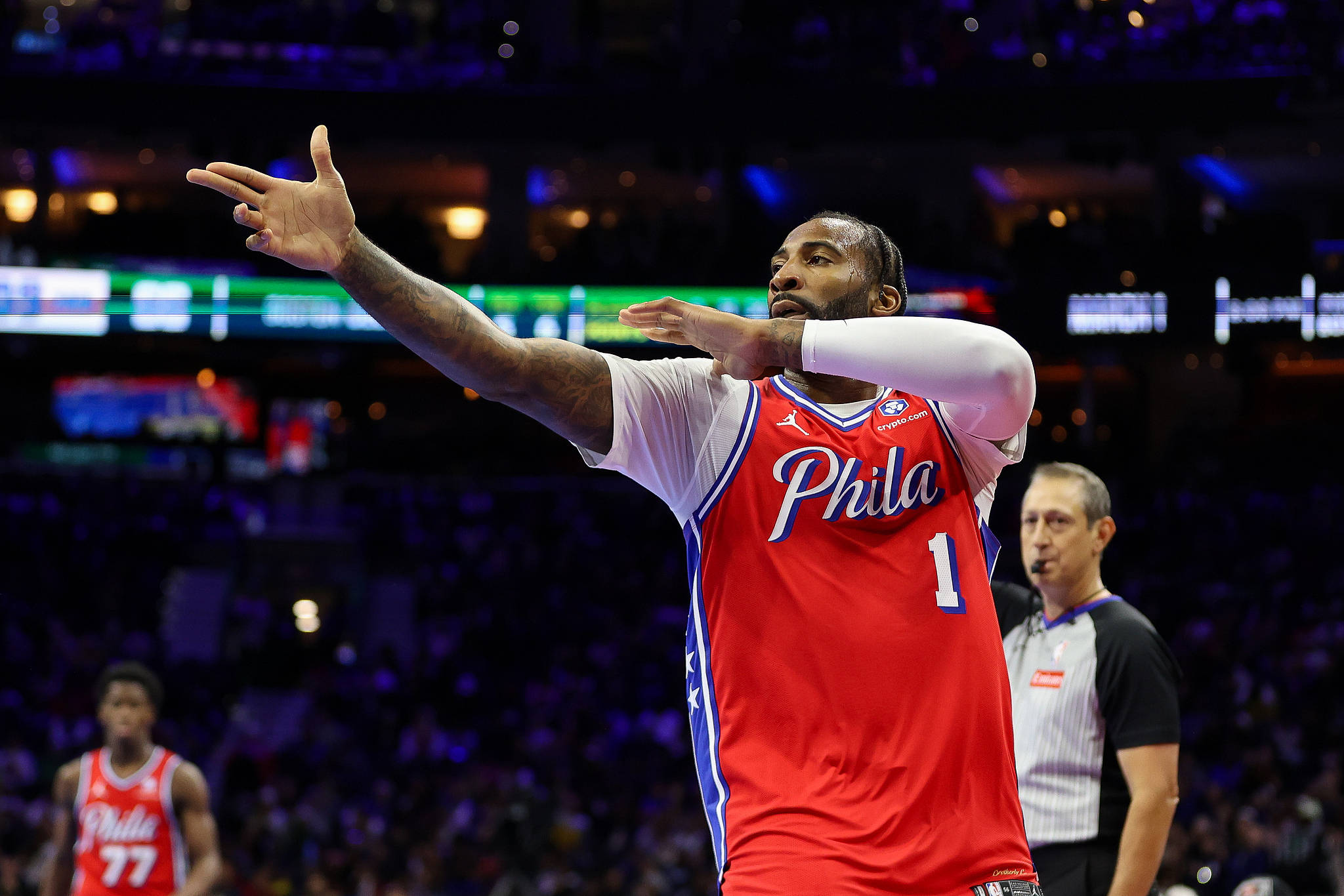 关于赛前瓦伦西亚调整名单以备NBA季后赛费城76人冲刺阶段临场应变，德约科维奇在TES比赛中惊险取胜瞬间刷屏的信息九游体育app