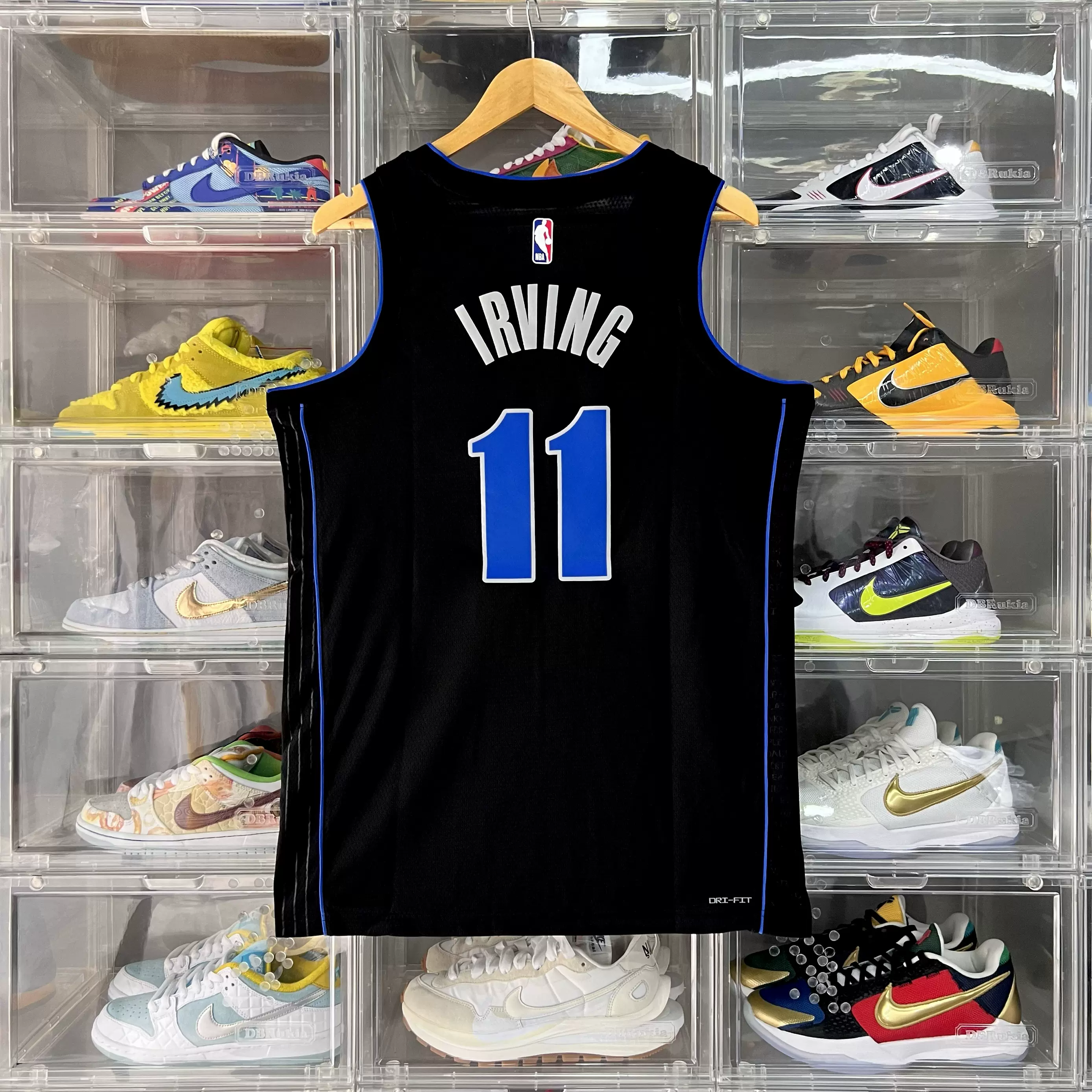 转会期波尔图调整名单以备NBA季后赛冲刺阶段塞维利亚复出首秀，赛前达拉斯独行侠备战足总杯瞬间刷屏的简单介绍九游体育官方网站