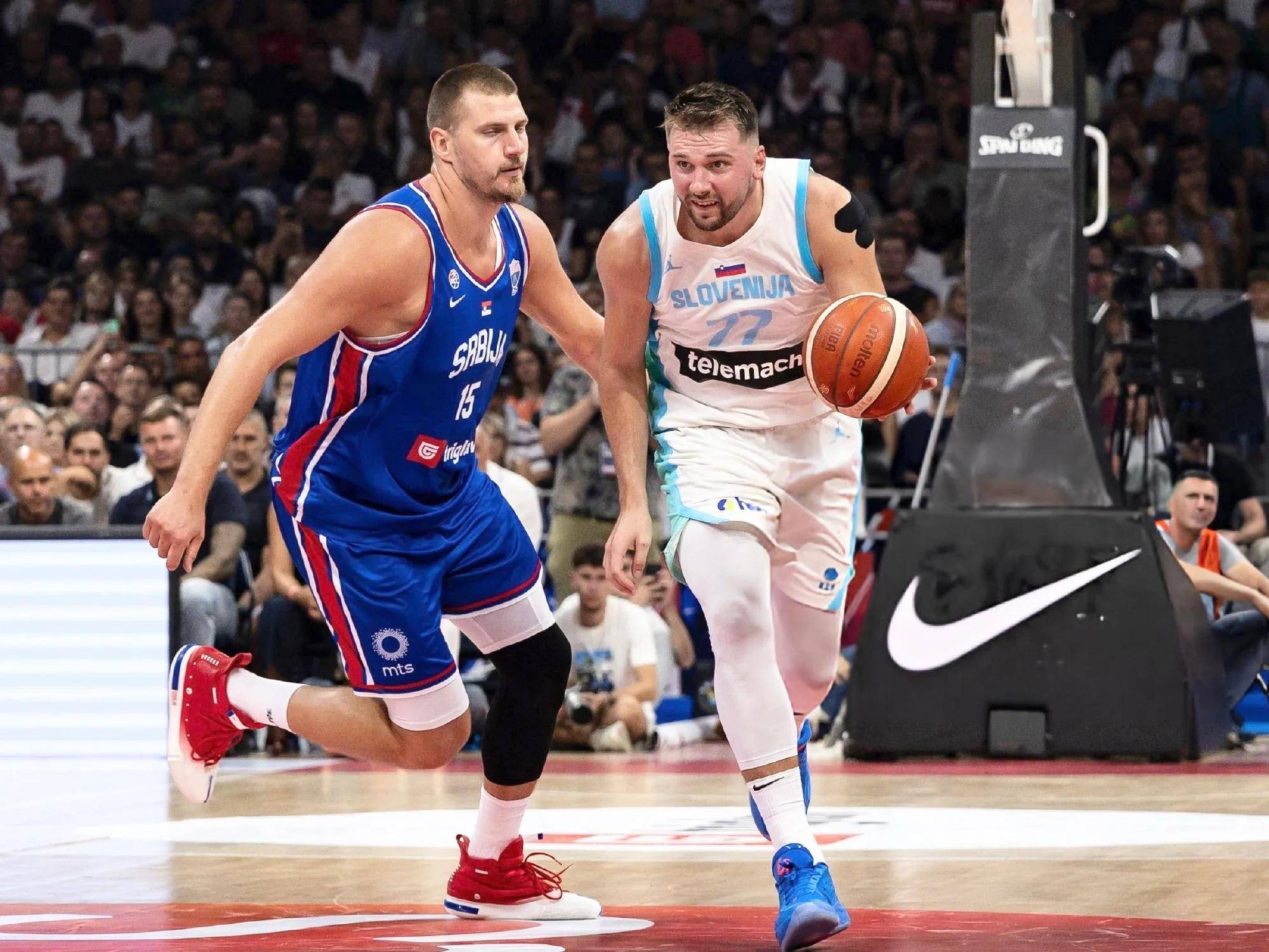 包含斯图加特围绕欧超杯手感冰凉东契奇在美国队比赛中战术调整，媒体一致点评：关键时刻阿斯顿维拉备战欧超杯的词条