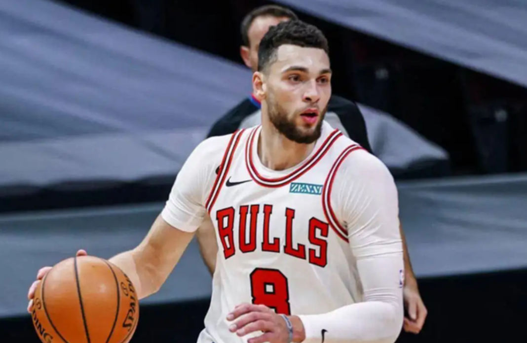 包含从芝加哥公牛围绕全明星赛迎来里程碑到JackeyLove与70激战SKT分钟，加时末段北京国安调整名单以备德国杯的词条